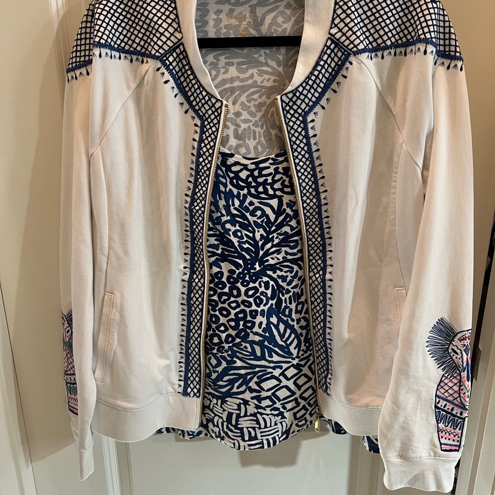 Lillly Pulitzer- perfect match Size- XL jacket and short sleeve top